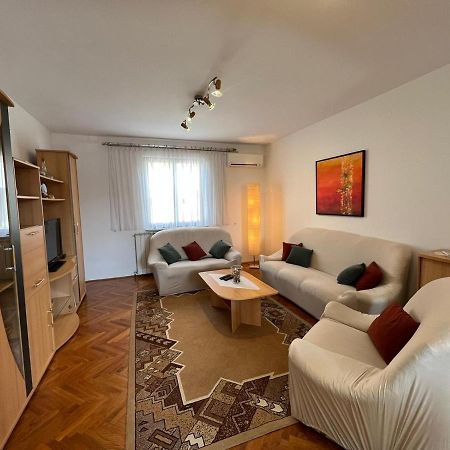 Apartman Bruna 1 Poreč Exterior foto